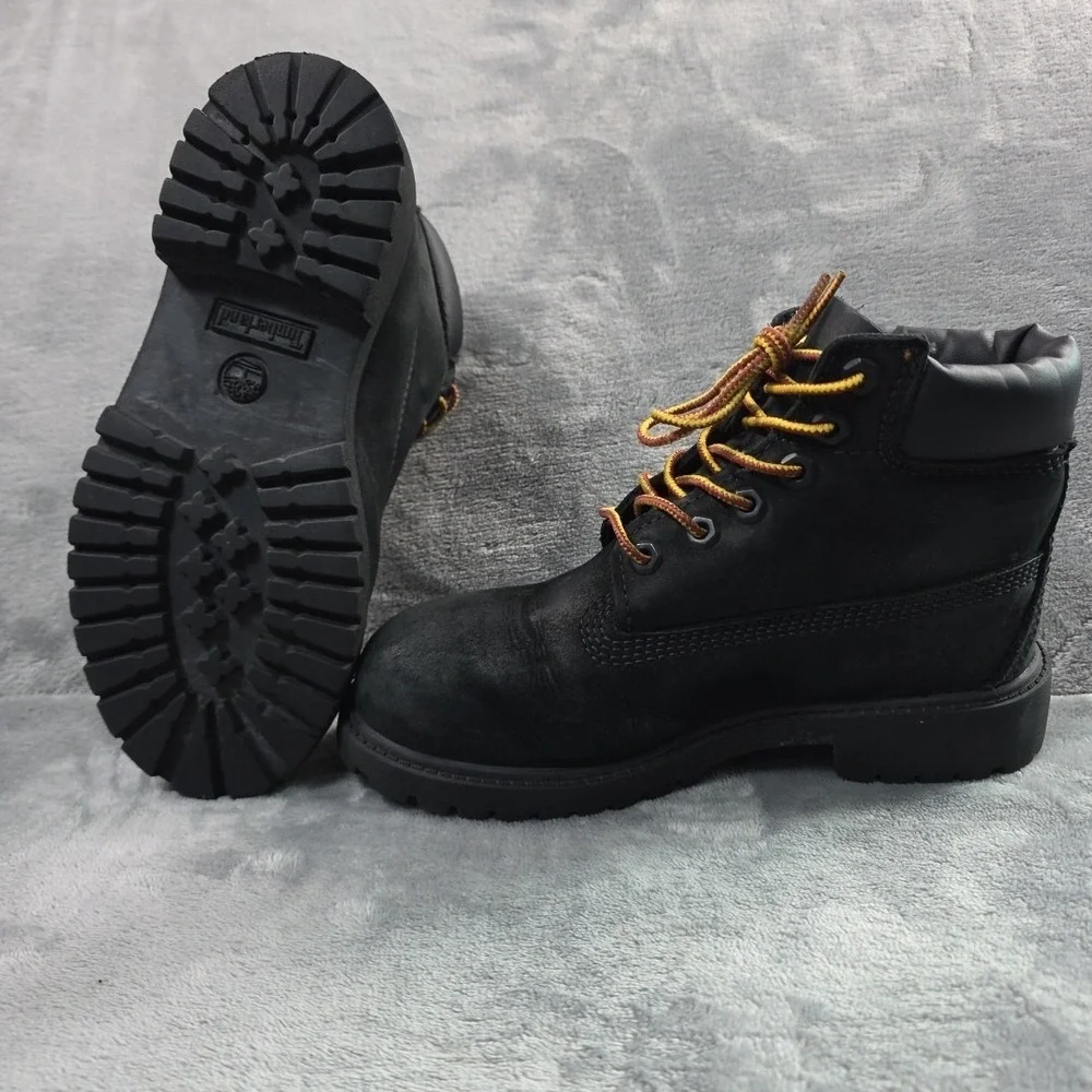Timberland Premium Black Leather Boot US Size 1 M 12707 Youth‎